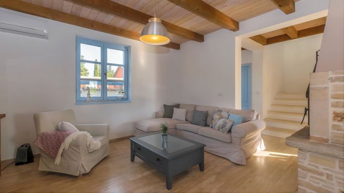 Image No.19-4 Bed Property for sale