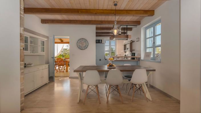 Image No.21-4 Bed Property for sale