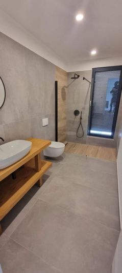 Image No.25-4 Bed Property for sale