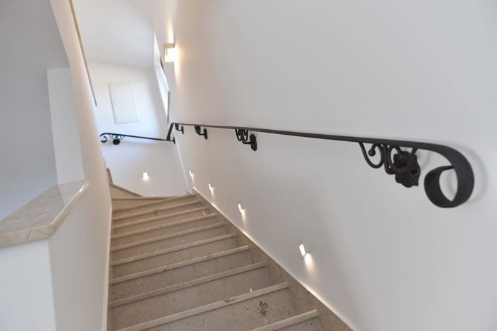 Image No.16-4 Bed Property for sale