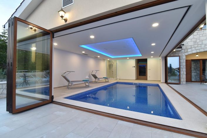 Image No.3-4 Bed Property for sale