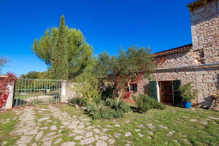 Image No.24-2 Bed Property for sale