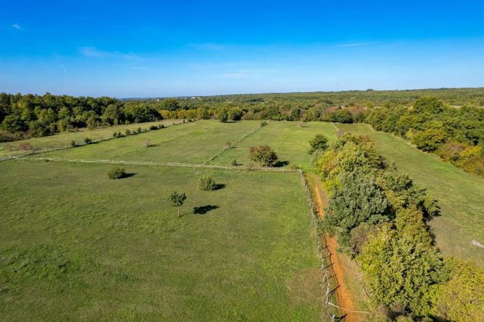 Image No.7-2 Bed Property for sale