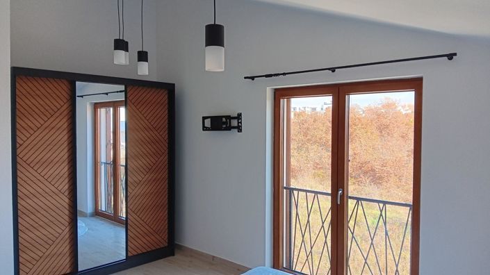 Image No.16-3 Bed Property for sale