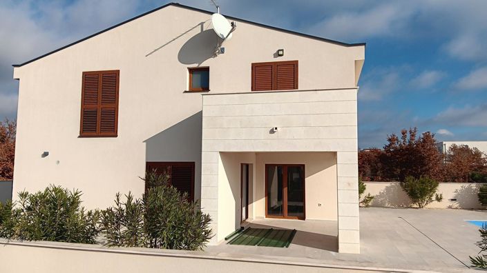 Image No.3-Propriété de 3 chambres à vendre à Murvica