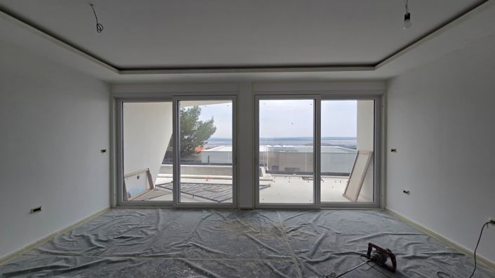 Image No.3-4 Bed Property for sale