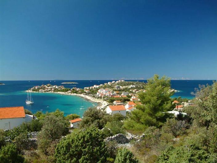 Image No.12-2 Bed Property for sale