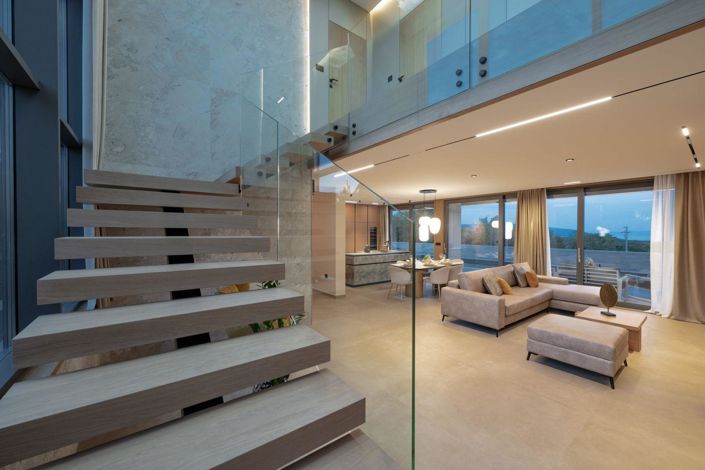 Image No.17-3 Bed Property for sale