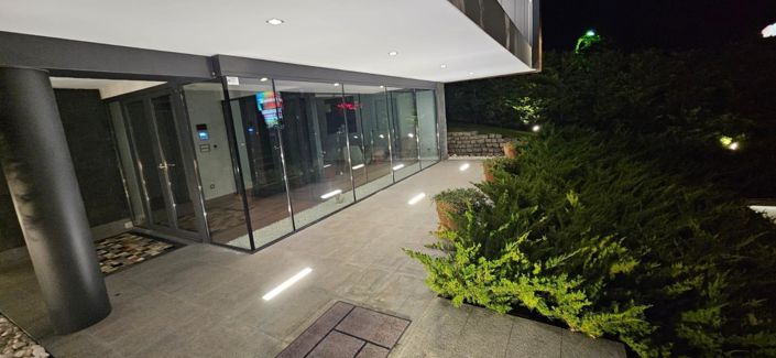 Image No.10-3 Bed Property for sale