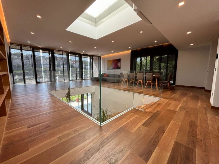 Image No.17-3 Bed Property for sale