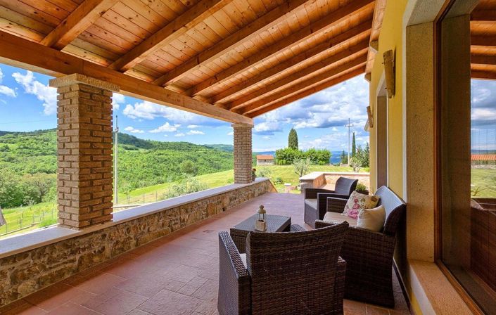 Image No.13-4 Bed Property for sale