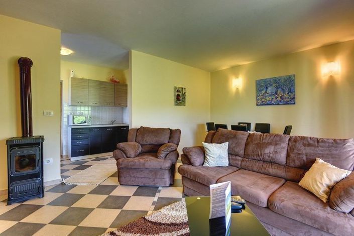 Image No.19-4 Bed Property for sale