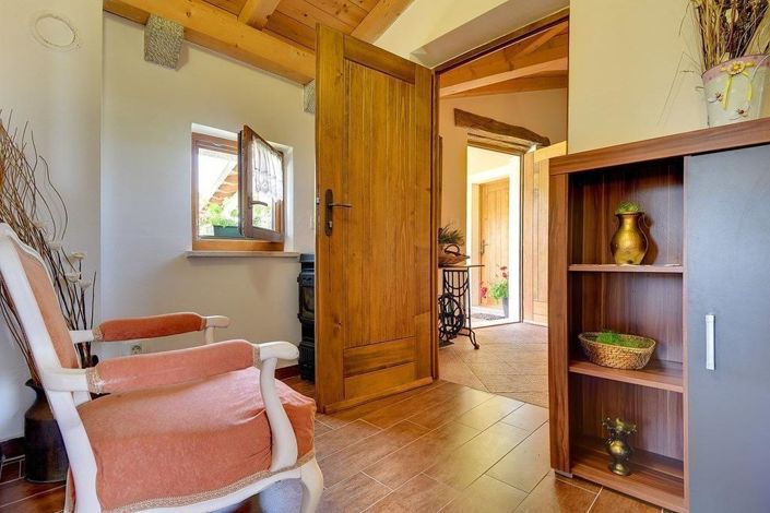 Image No.25-4 Bed Property for sale