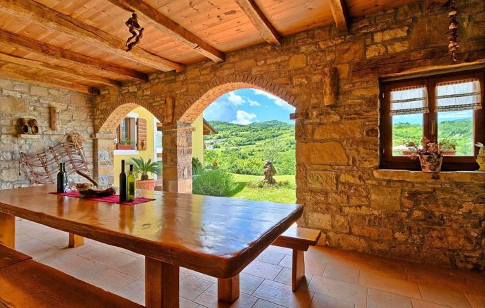 Image No.9-4 Bed Property for sale