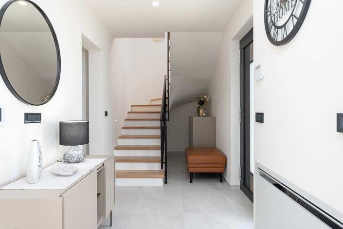 Image No.13-3 Bed Property for sale