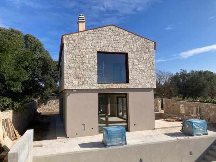 Image No.2-2 Bed Property for sale