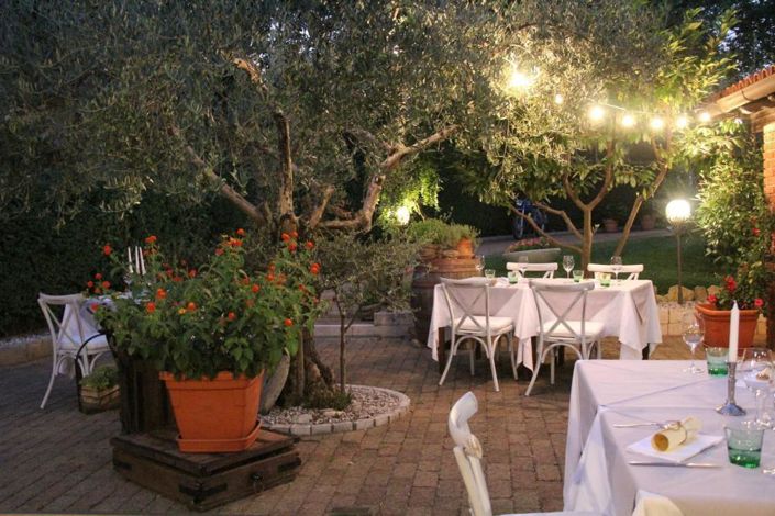 Image No.9-12 Bed Property for sale