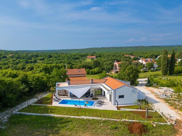 Image No.4-3 Bed Property for sale