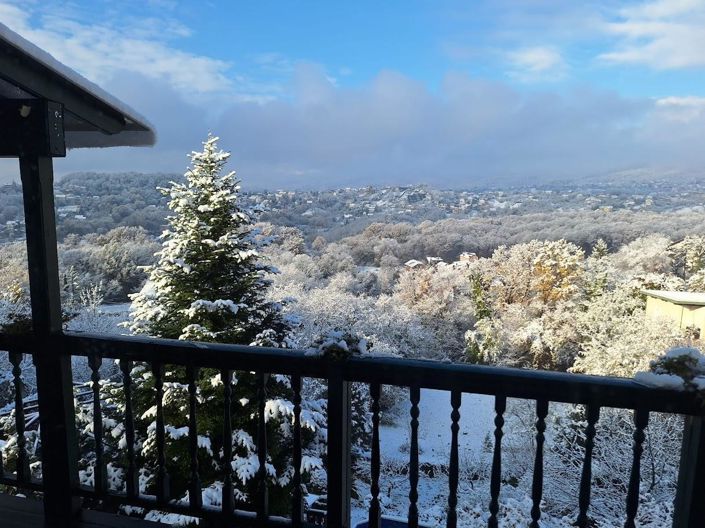 Image No.12-5 Bed Property for sale