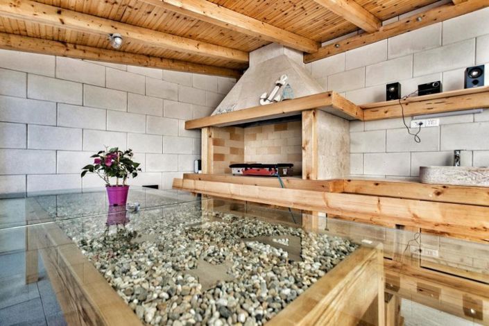 Image No.4-7 Bed Property for sale