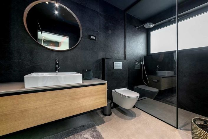 Image No.25-4 Bed Property for sale