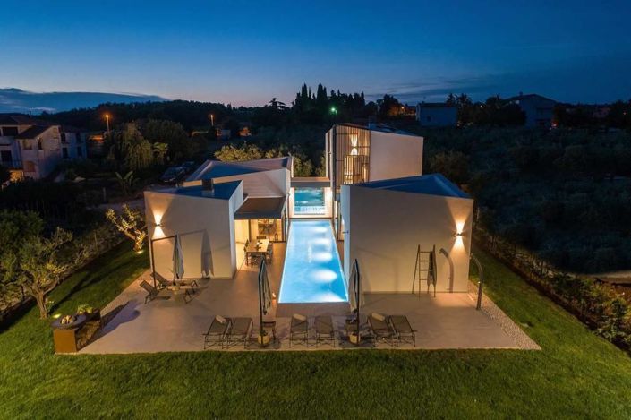 Image No.3-4 Bed Property for sale