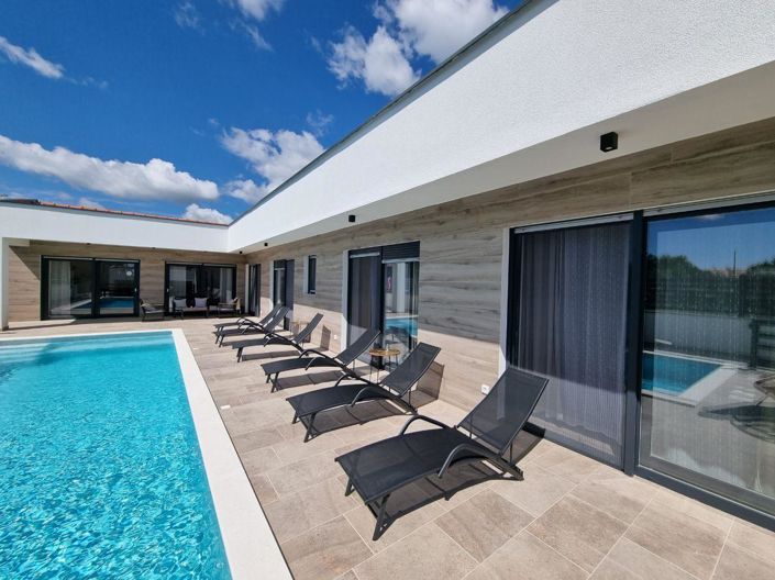 Image No.10-Propriété de 3 chambres à vendre à Svetvincenat