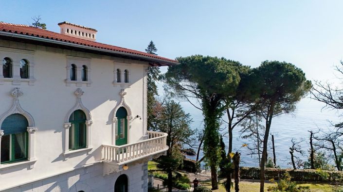 Image No.13-14 Bed Property for sale