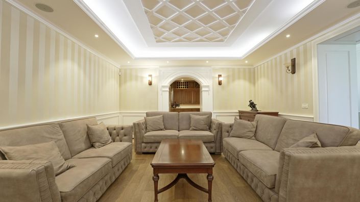 Image No.25-14 Bed Property for sale