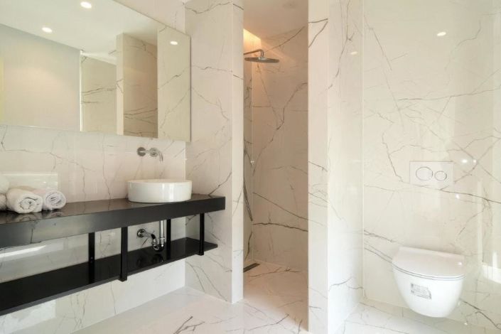 Image No.25-4 Bed Property for sale