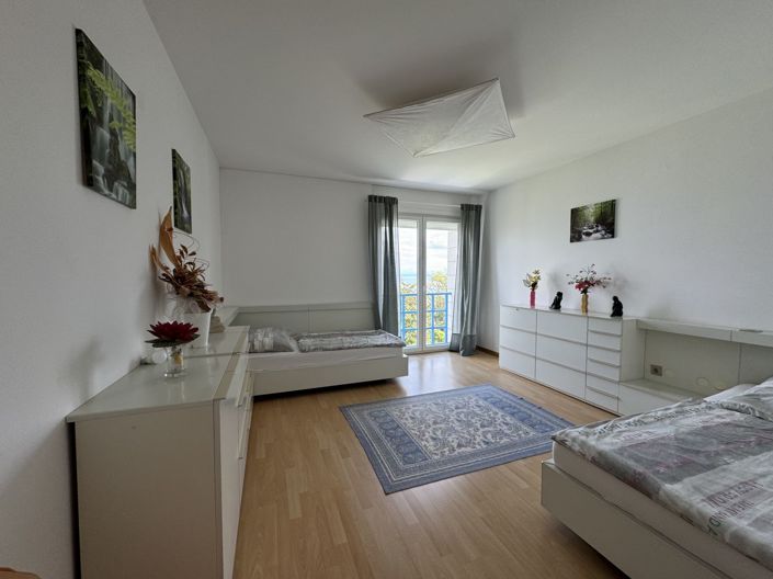 Image No.21-5 Bed Property for sale