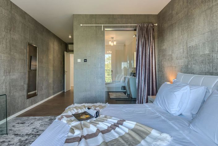 Image No.9-5 Bed Property for sale