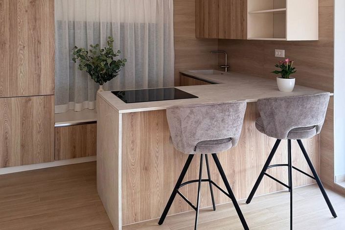 Image No.16-4 Bed Property for sale