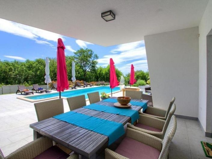 Image No.13-Propriété de 4 chambres à vendre à Krnica