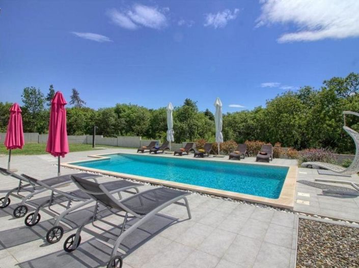 Image No.15-Propriété de 4 chambres à vendre à Krnica