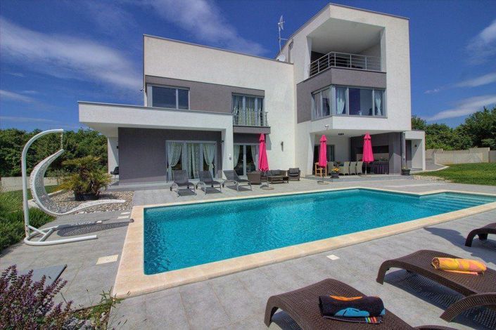 Image No.5-Propriété de 4 chambres à vendre à Krnica