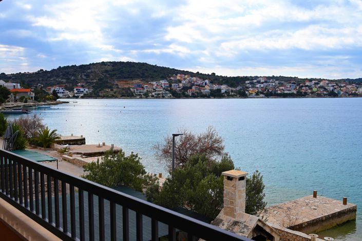 Image No.3-Propriété de 10 chambres à vendre à Croatie