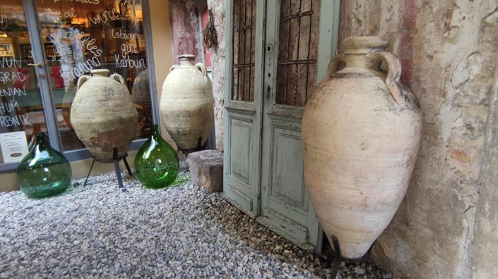 Image No.13-3 Bed Property for sale