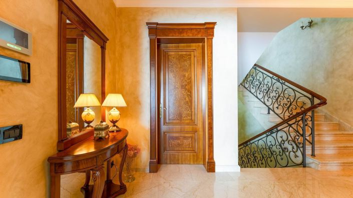 Image No.10-4 Bed Property for sale