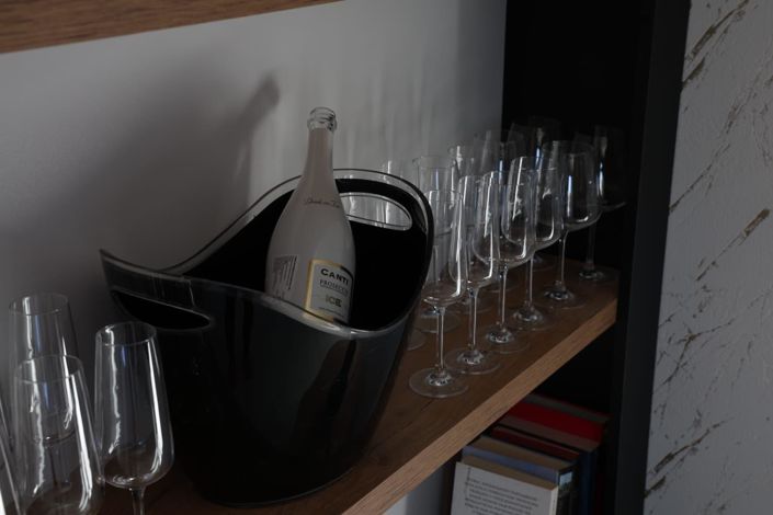 Image No.10-3 Bed Property for sale