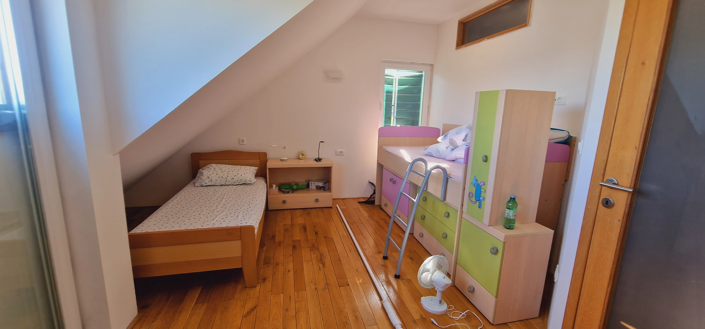 Image No.14-3 Bed Property for sale