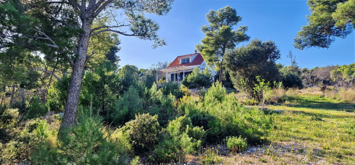 Image No.9-3 Bed Property for sale