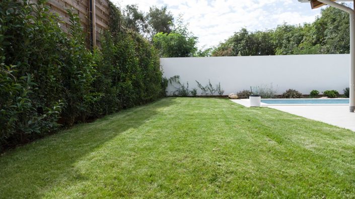 Image No.13-5 Bed Property for sale