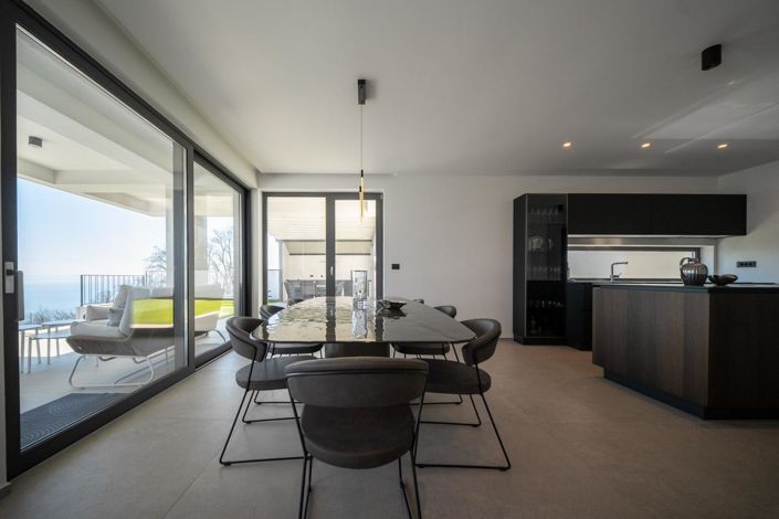 Image No.11-Propriété de 4 chambres à vendre à Lovran