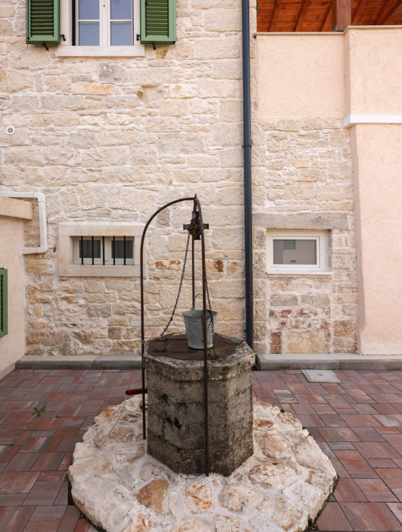 Image No.13-4 Bed Property for sale