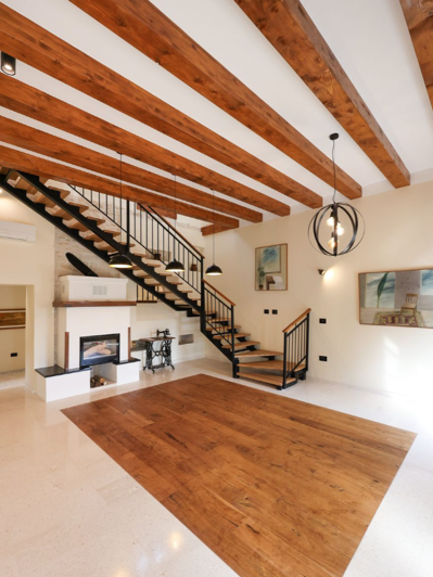 Image No.16-4 Bed Property for sale