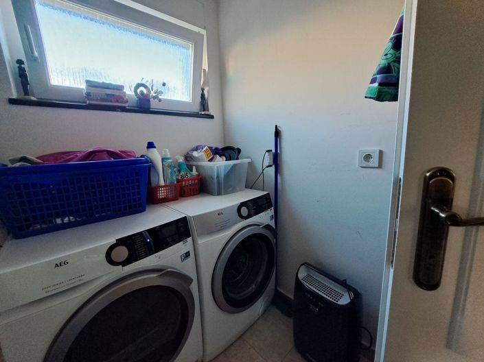 Image No.21-4 Bed Property for sale