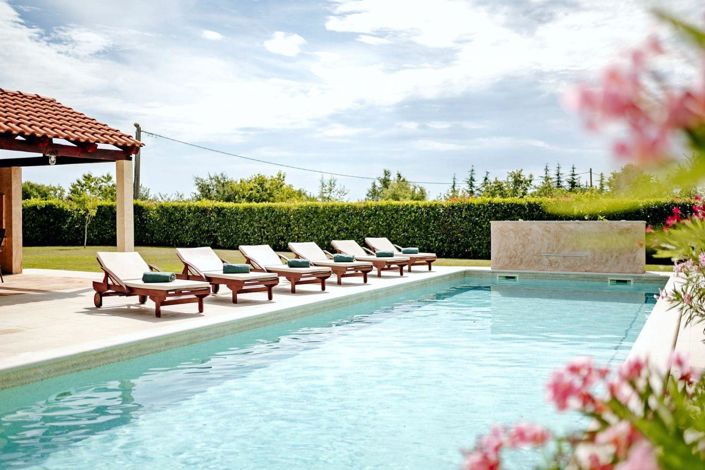 Image No.11-4 Bed Property for sale