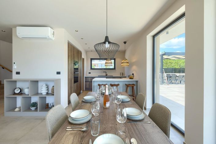 Image No.20-3 Bed Property for sale