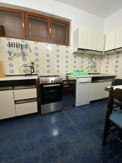 Image No.16-7 Bed Property for sale